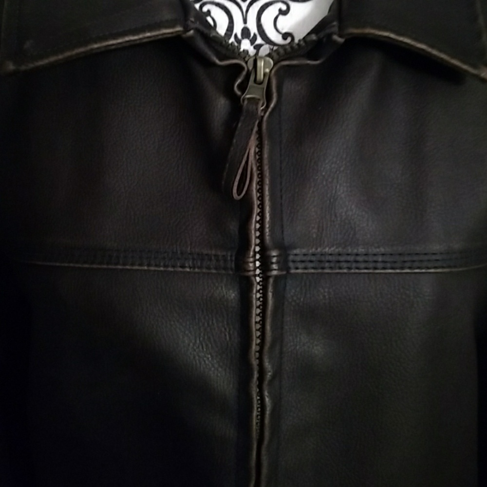Jacket - Picture 2 of 7